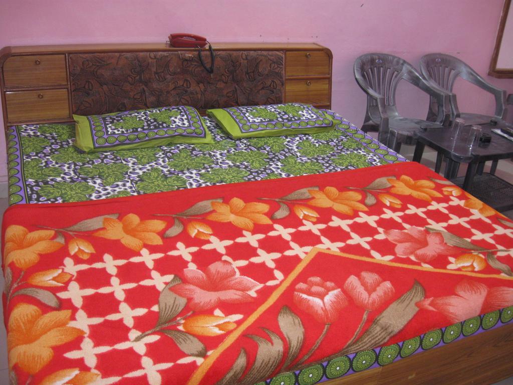 Hotel Shiv Ganga Rishikesh Ruang foto