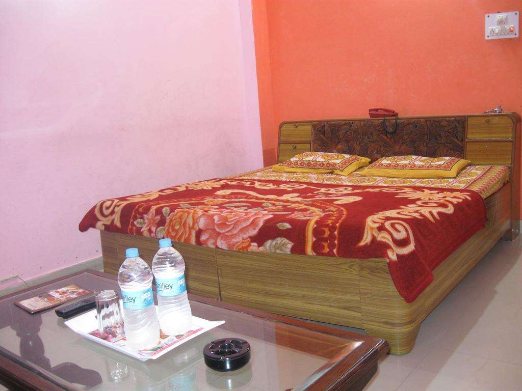 Hotel Shiv Ganga Rishikesh Ruang foto