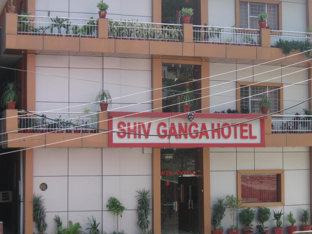 Hotel Shiv Ganga Rishikesh Bagian luar foto