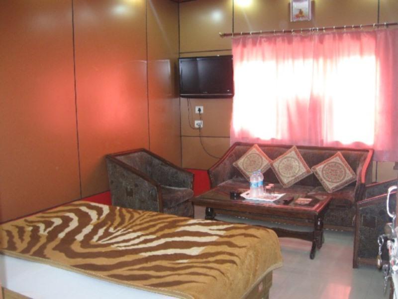 Hotel Shiv Ganga Rishikesh Bagian luar foto